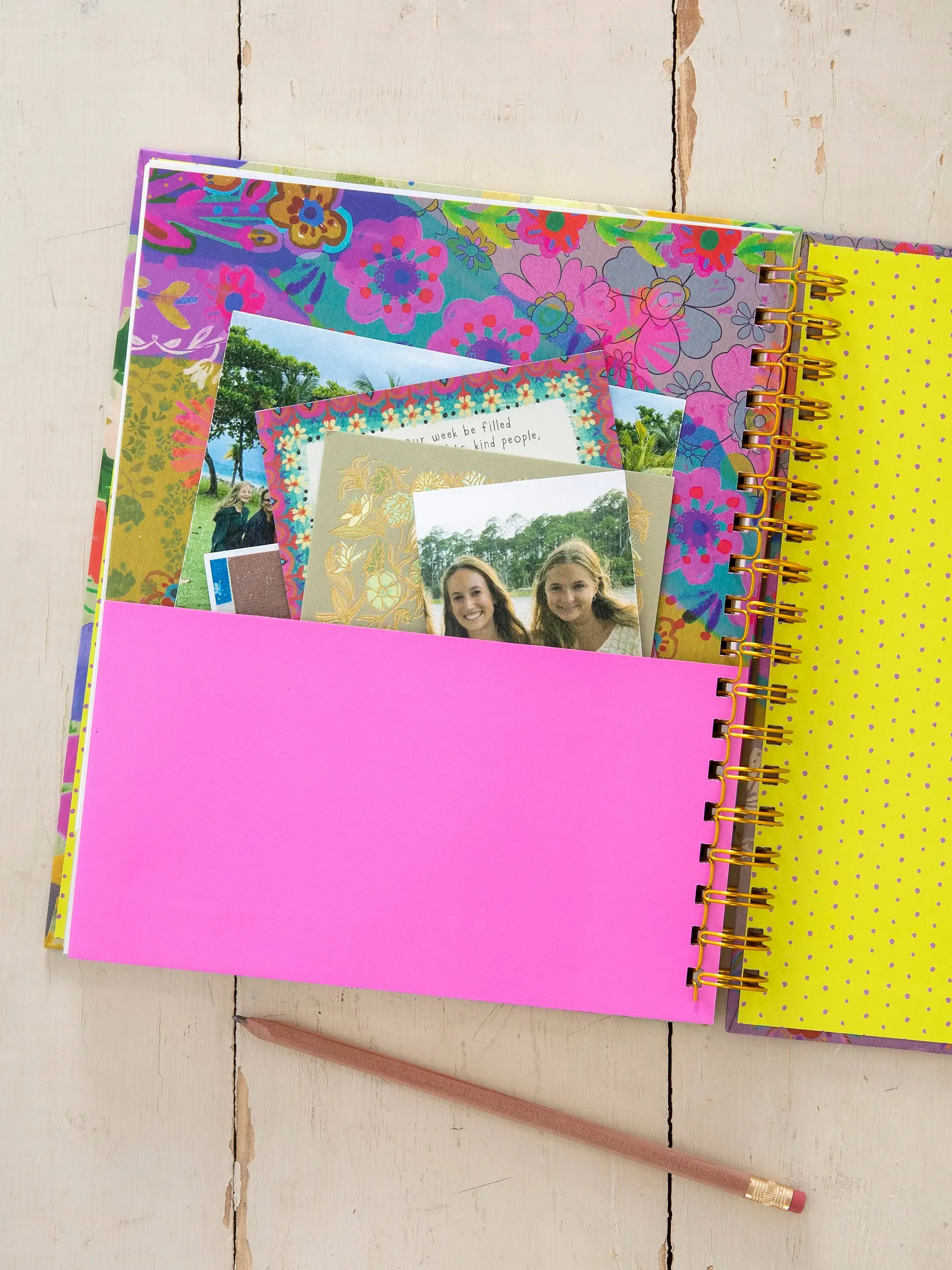 2024-25 17 Month Planner - Rainbow Flower Bouquet