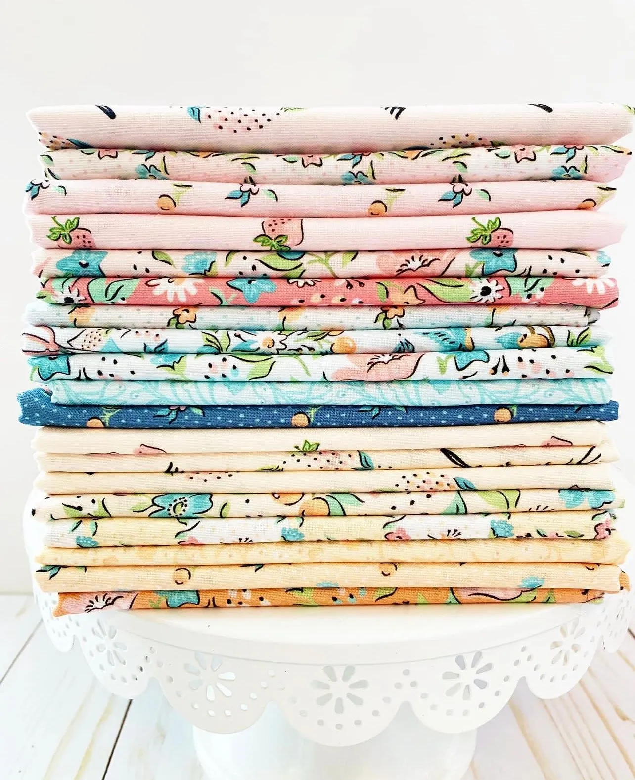 21 Fat Quarter Bundle - Garden Party by Poppie Cotton