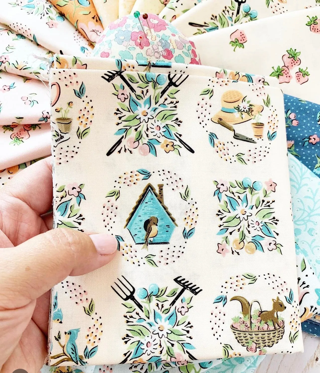 21 Fat Quarter Bundle - Garden Party by Poppie Cotton