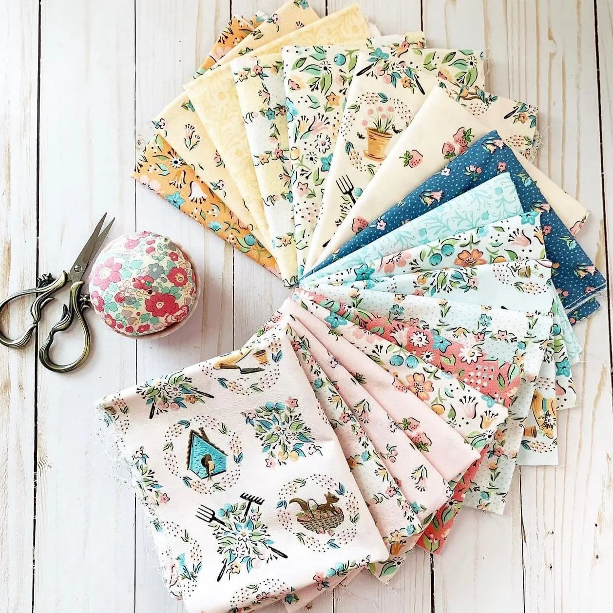 21 Fat Quarter Bundle - Garden Party by Poppie Cotton
