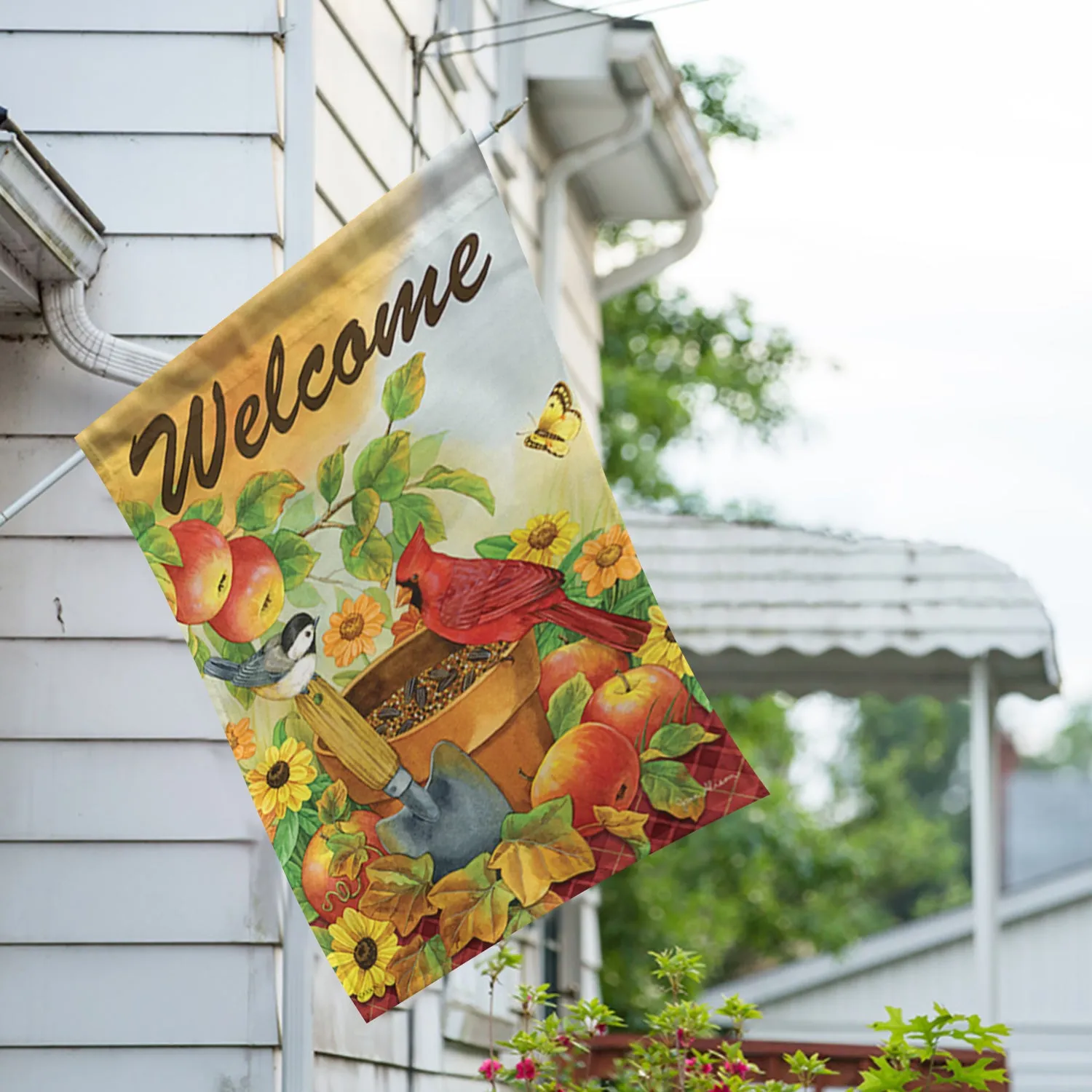 Apples & Ivy House Flag