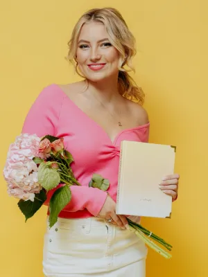 Go Getter A5 Undated Daily Planner - Soft Sunrise