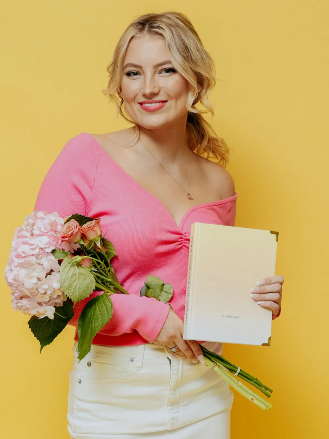 Go Getter A5 Undated Daily Planner - Soft Sunrise
