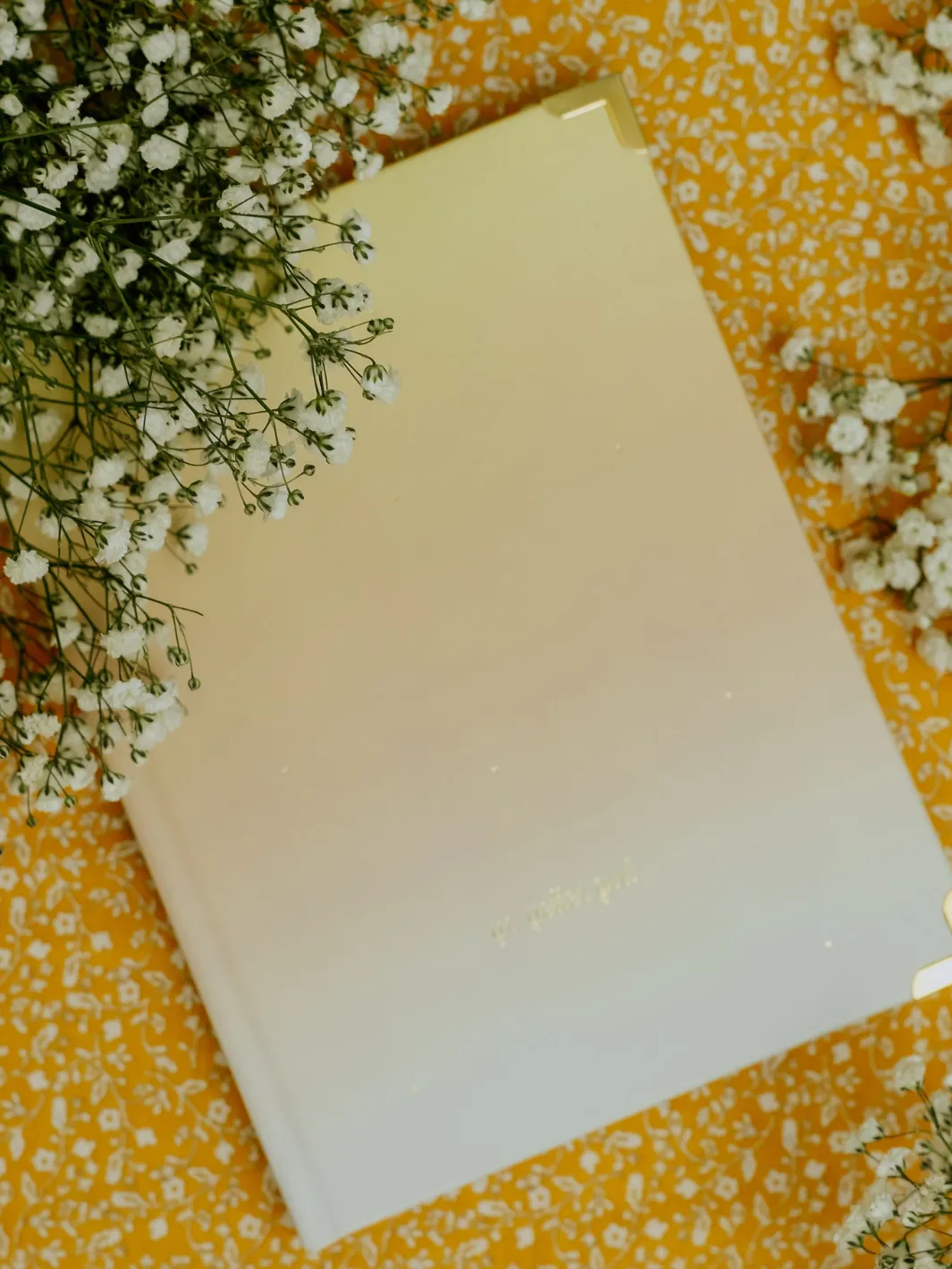 Go Getter A5 Undated Daily Planner - Soft Sunrise