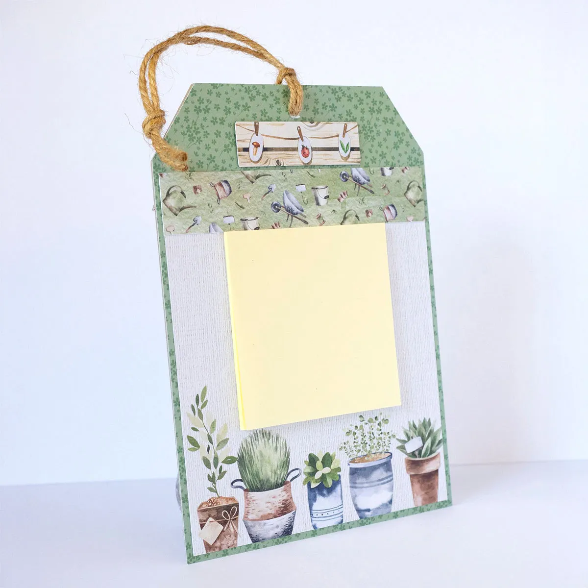 Kanban Crafts Birdhouse Garden Collection