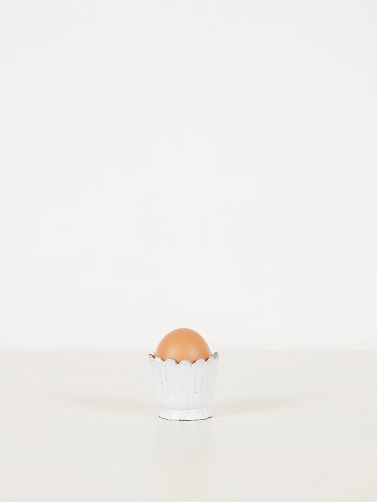 Marguerite Egg Cup (Sold Individually)