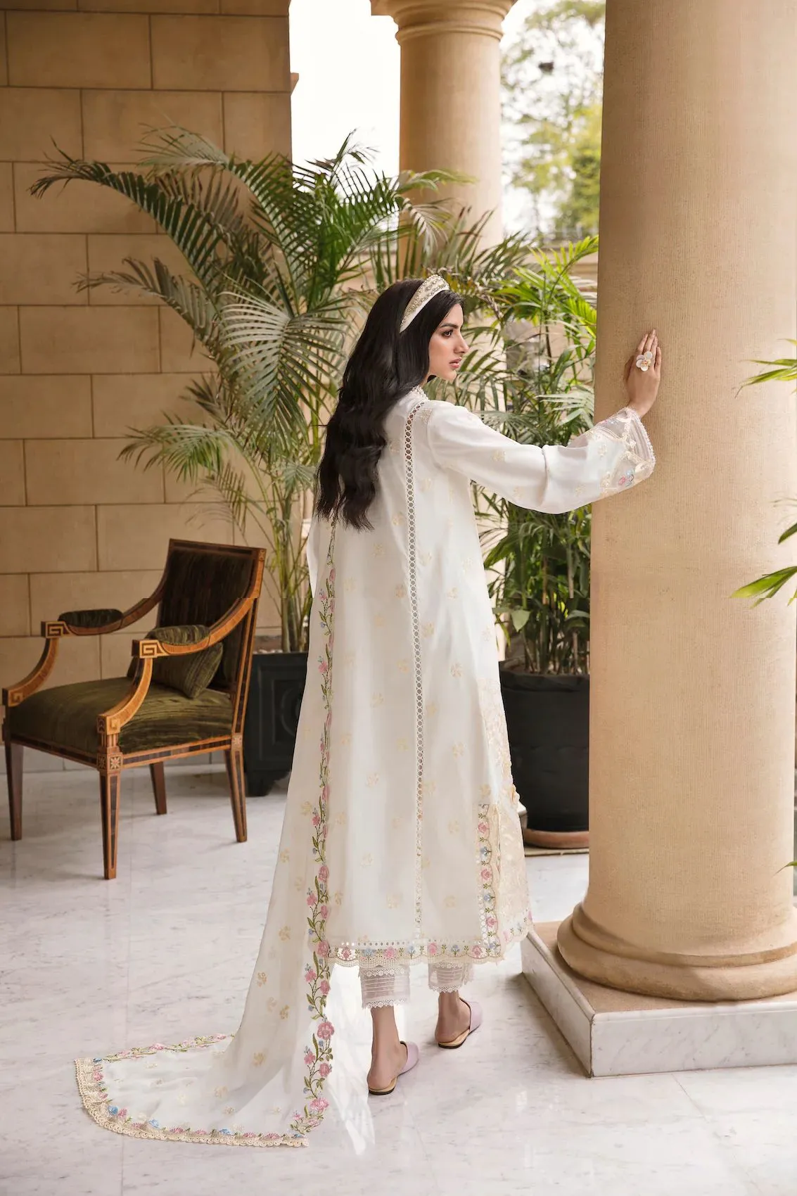 SABLE SWISS LUXURY EMBROIDERED LAWN 12