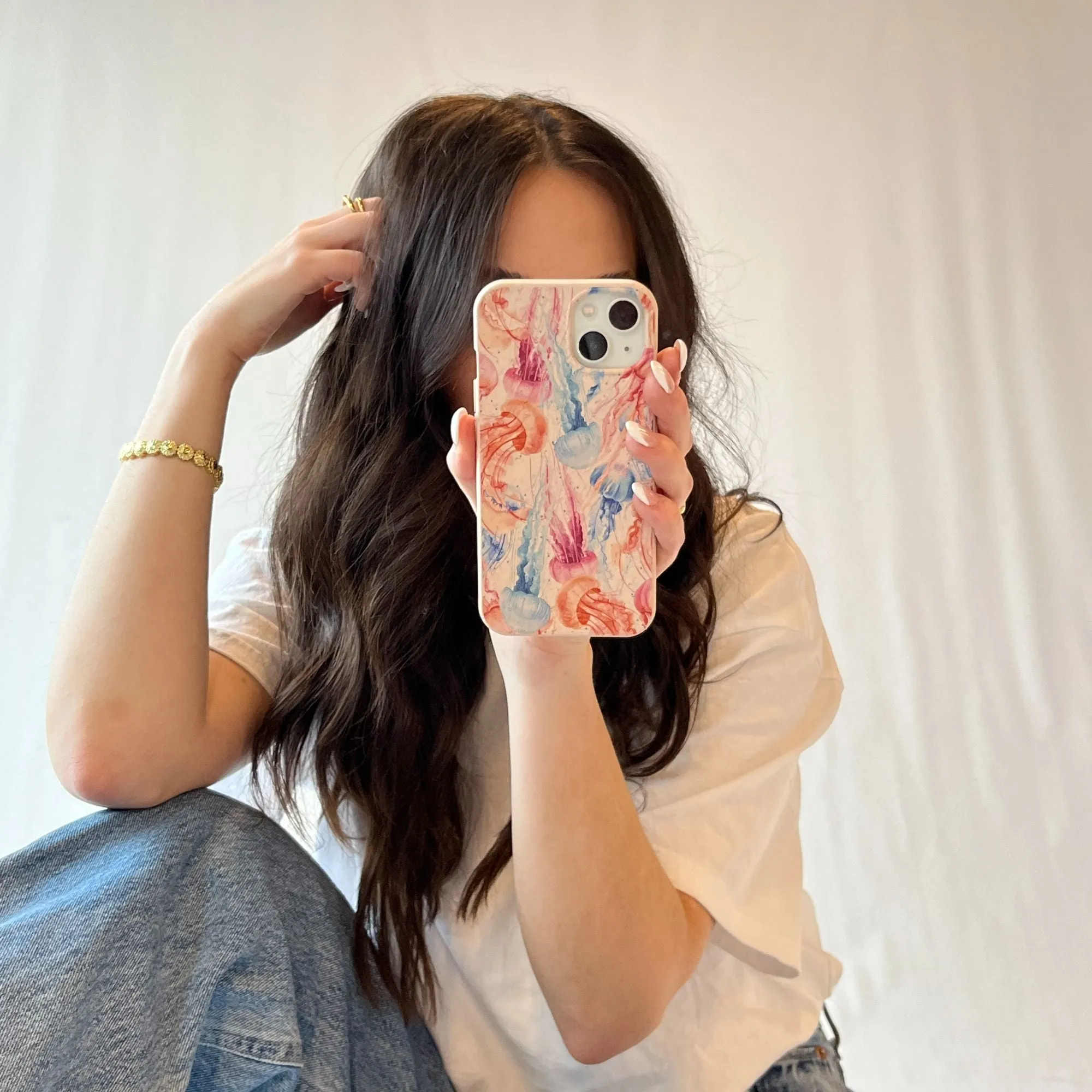Seashell Jellyfish iPhone 13 Case