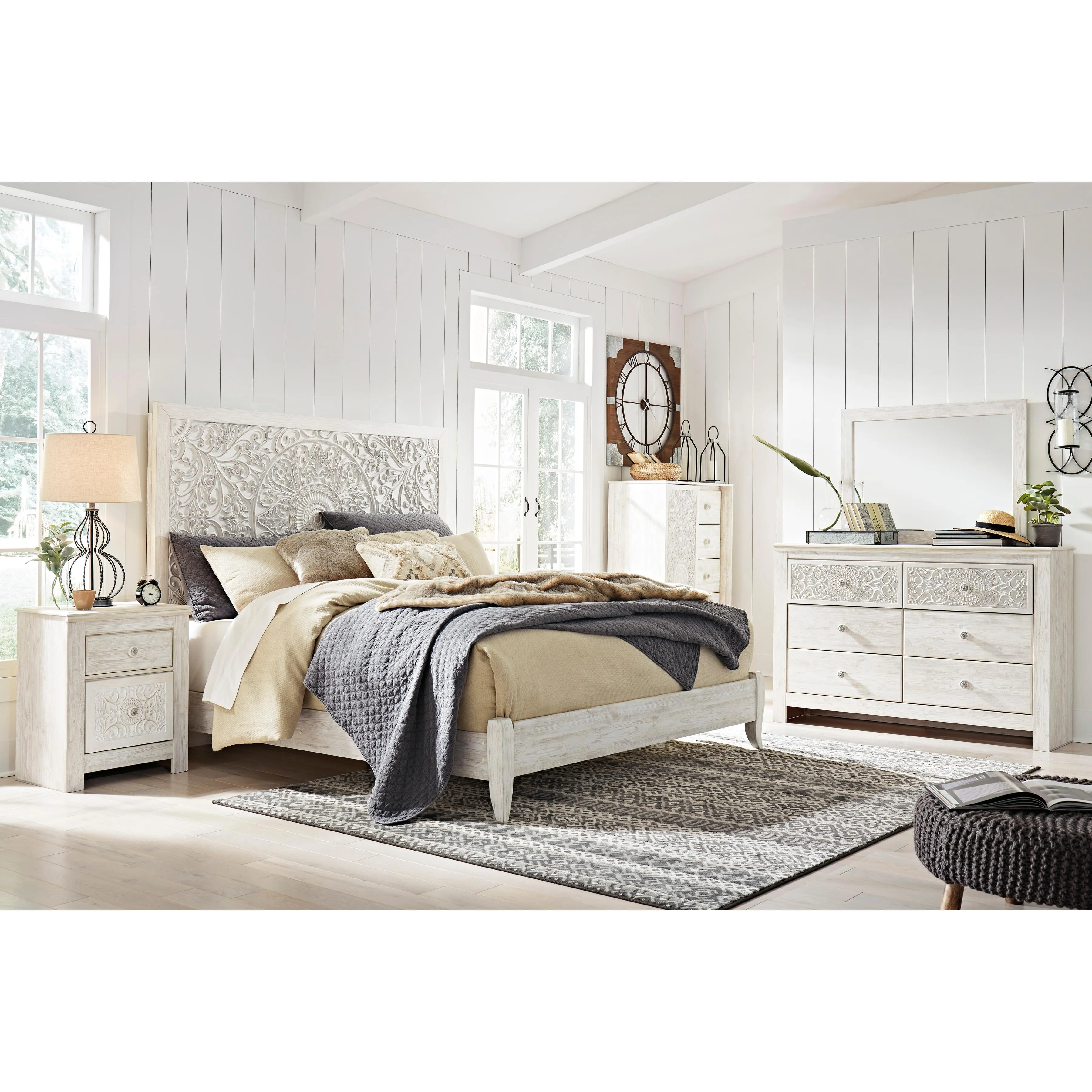 Signature Design by Ashley Paxberry King Panel Bed B181-58/B181-56