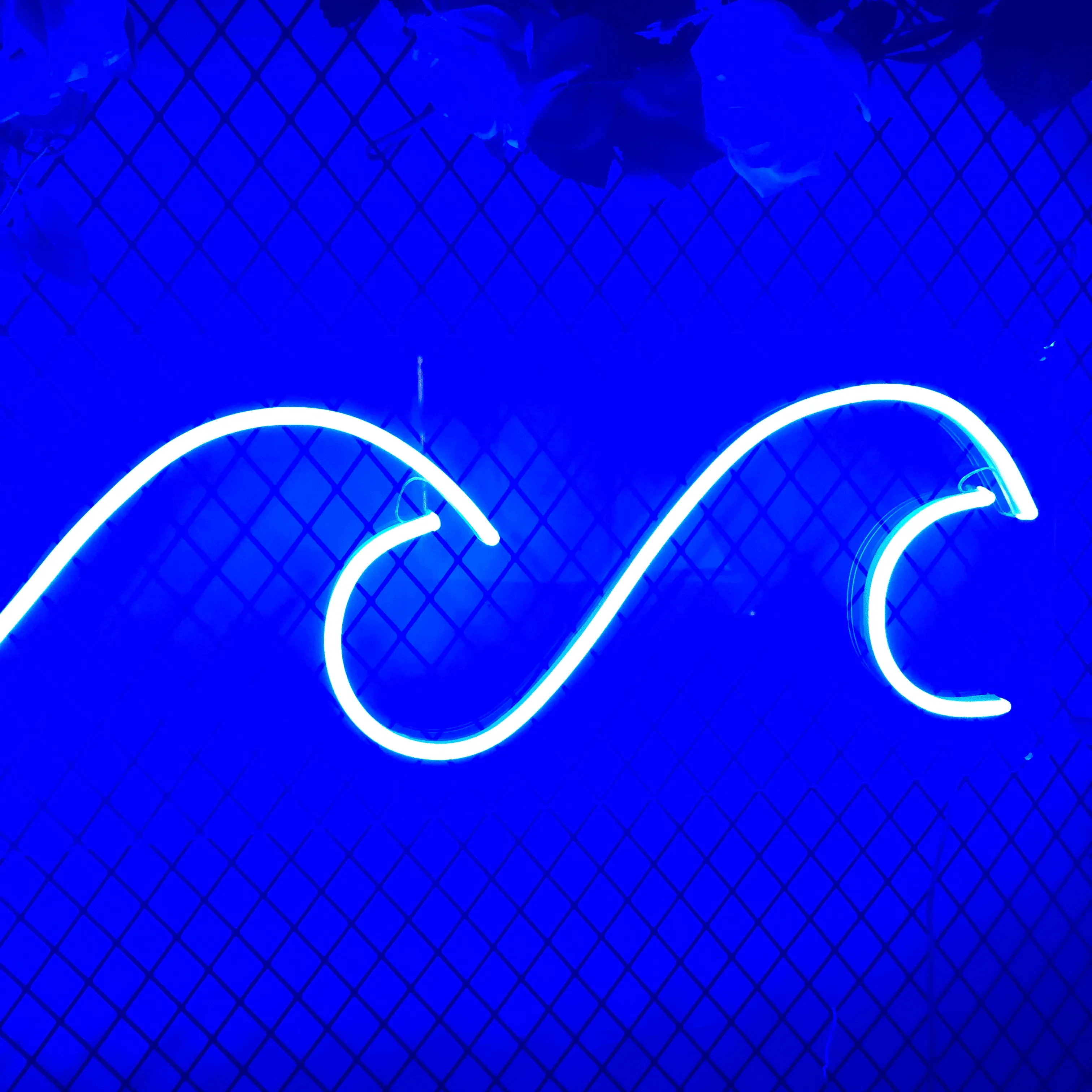 Tropical Wave Neon Sign decor
