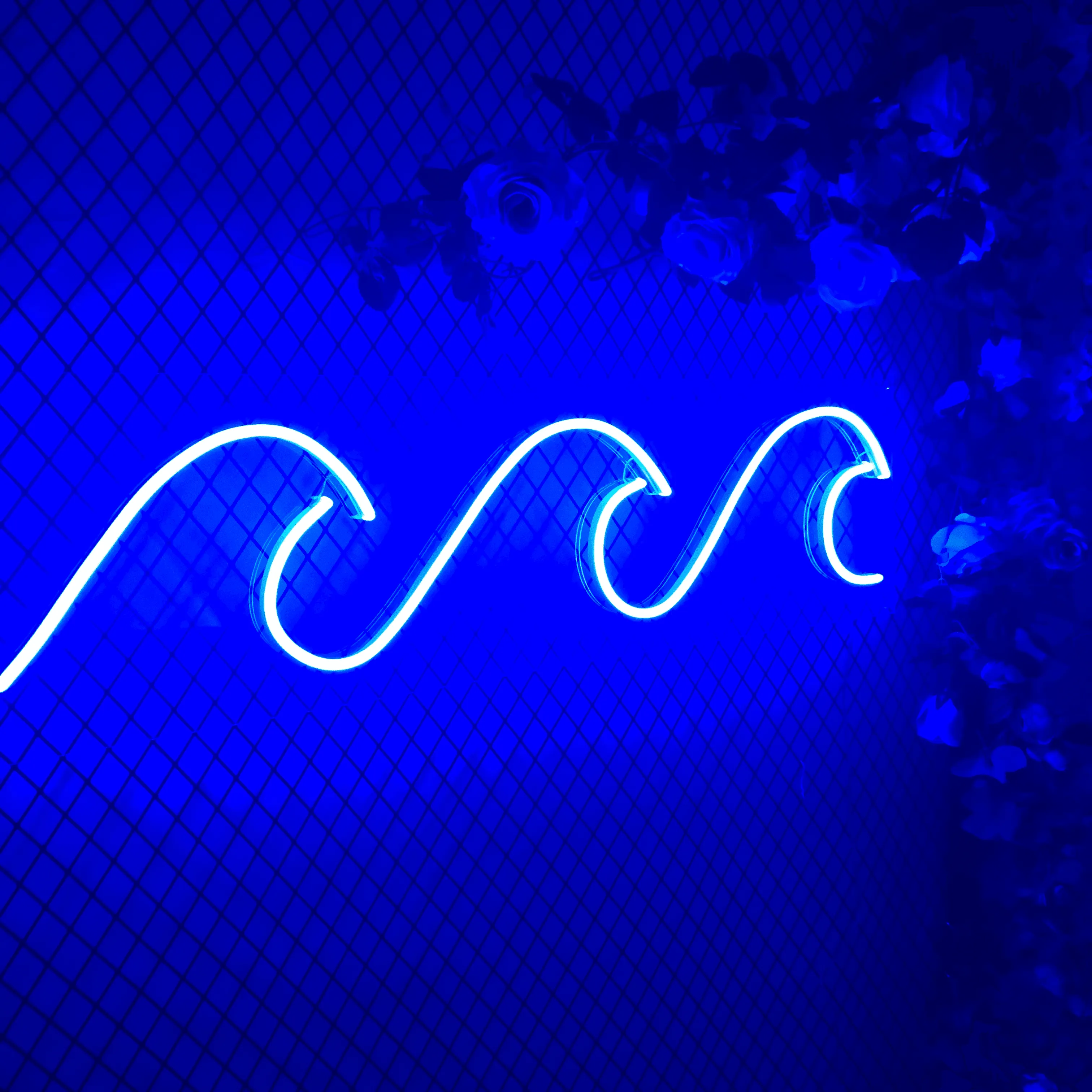 Tropical Wave Neon Sign decor